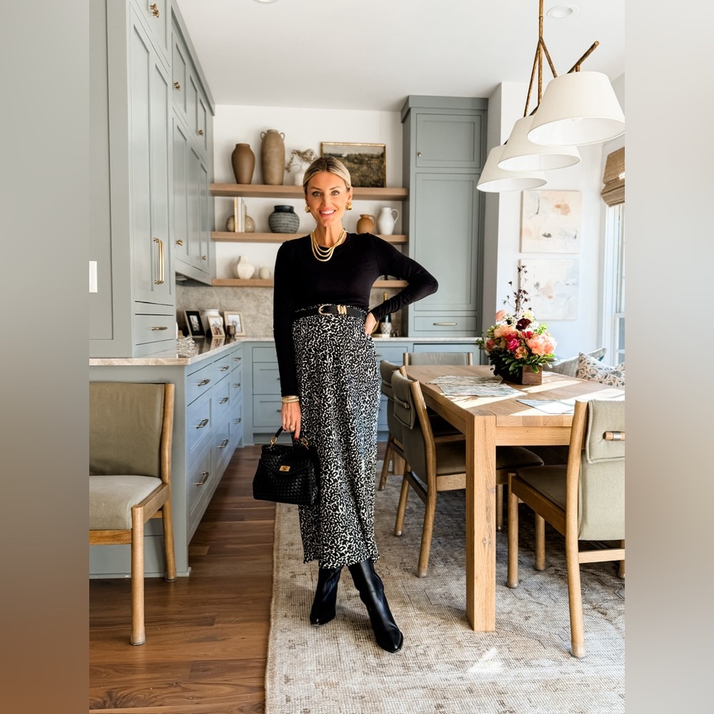 a new day Black & White Leopard Print Midi Skirt